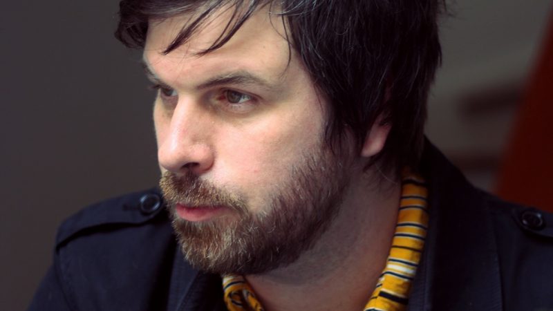 Charly Coombes lança single ‘Animal Heart’ com participação de Gaz Coombes do Supergrass