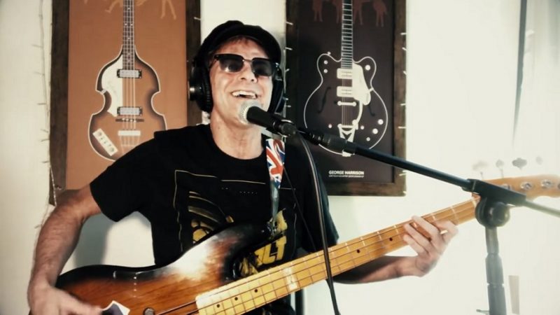 Rodrigo Santos, ex-Barão Vermelho, e Os Spoilers fazem versão de ‘Exagerado’, de Cazuza; assista