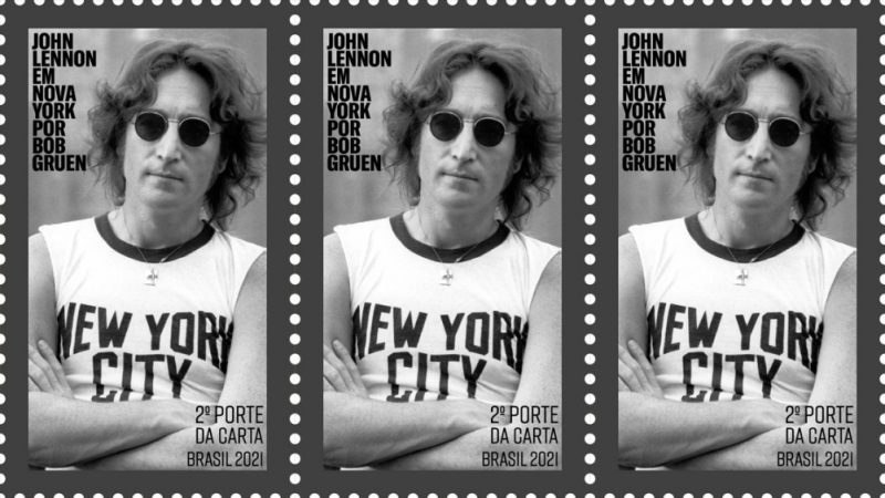 John Lennon ganha homenagem em selo dos Correios em parceria com o MIS