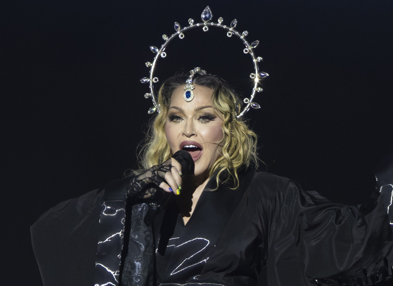 Colunista explica que doação de Madonna ao RS na verdade foi feita por patrocinador de show
