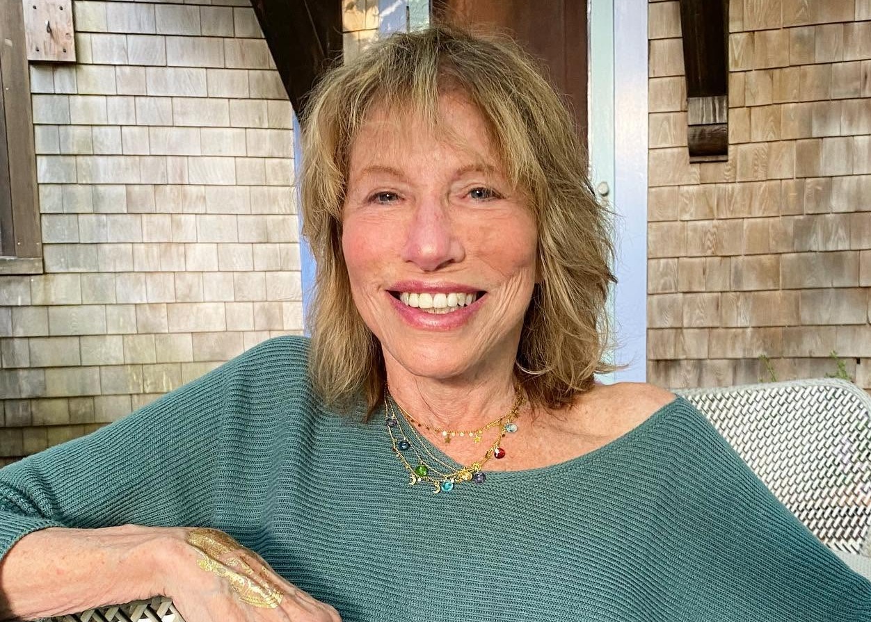 Carly Simon revela diagnósticos de Parkinson e câncer