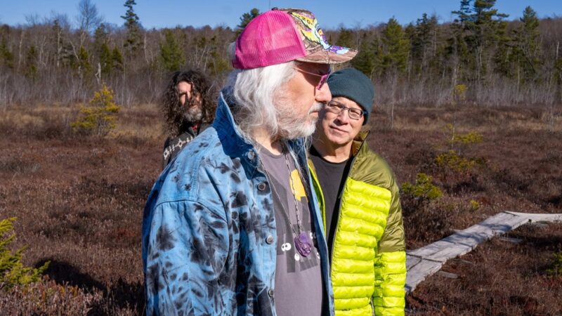 Dinosaur Jr. lança novo álbum ‘There Near’