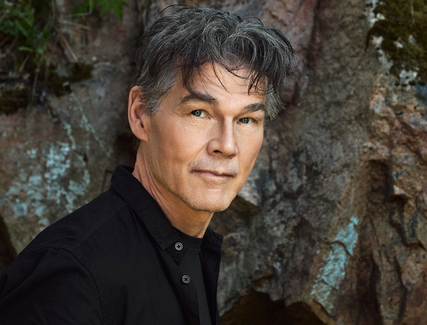 Morten Harket, do A-ha, lança single ‘Hold Me’ em dueto com filha; confira clipe