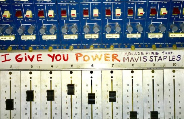 Arcade Fire lança a inédita ‘I Give You Power’; ouça