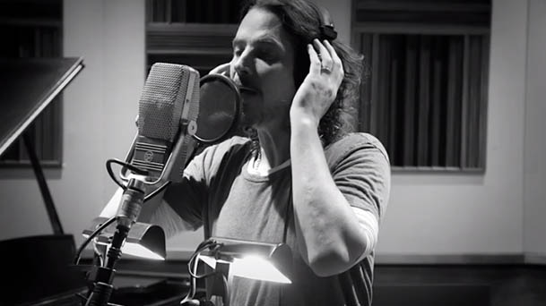 Chris Cornell divulga teaser da faixa inédita ‘The Promise’; confira