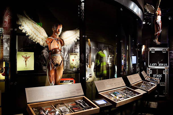Exposição dedicada ao Nirvana desembarca no Brasil este ano