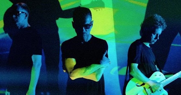 Depeche Mode lança clipe em 360º de ‘Going Backwards’