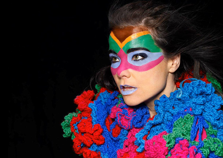 Björk lança clipe do single inédito ‘Blissing Me’; assista