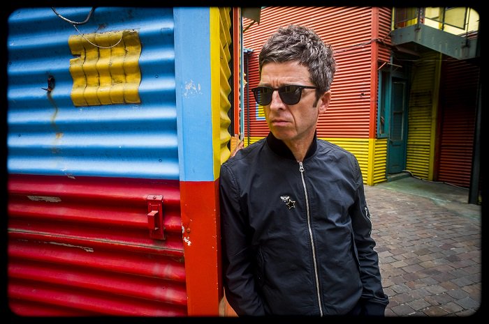 Noel Gallagher lança novo single ‘It’s a Beautiful World’; confira lyric video