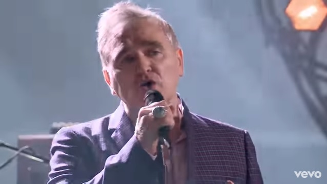 Morrissey disponibiliza vídeo ao vivo de ‘I Wish You Lonely’; assista