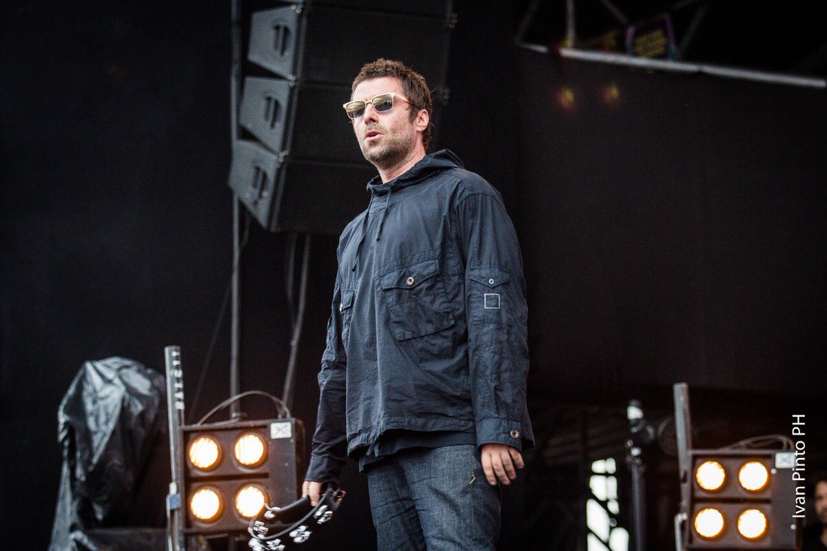 Liam Gallagher abandona palco do Lollapalooza Chile após quatro músicas