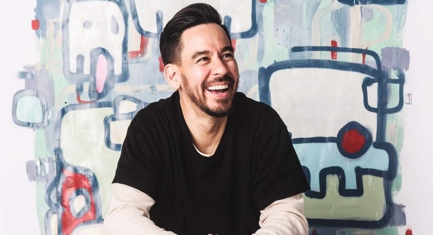 Mike Shinoda, do Linkin Park, anuncia primeiro show solo desde morte de Chester Bennington