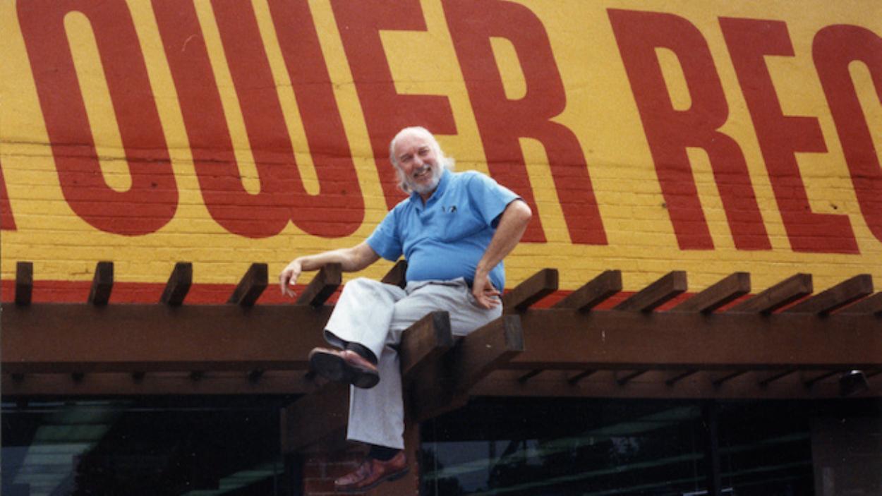 Morre Russ Solomon, fundador da Tower Records, aos 92 anos