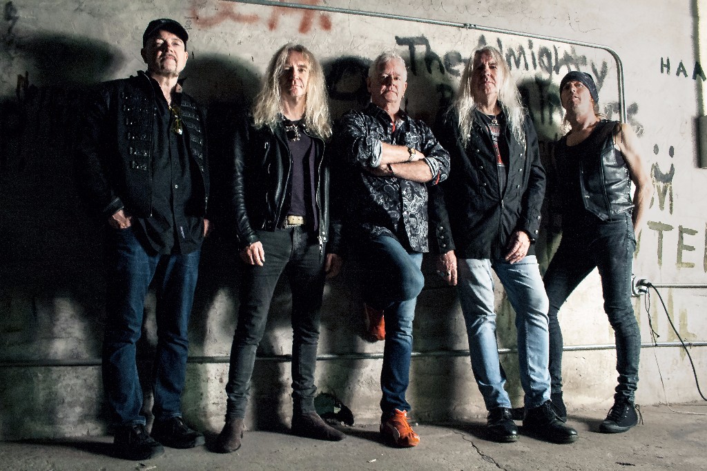 Saxon promete repertório especial com 2h de duração em São Paulo