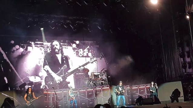 Scorpions reúne membros do Motörhead em cover de ‘Overkill’; assista