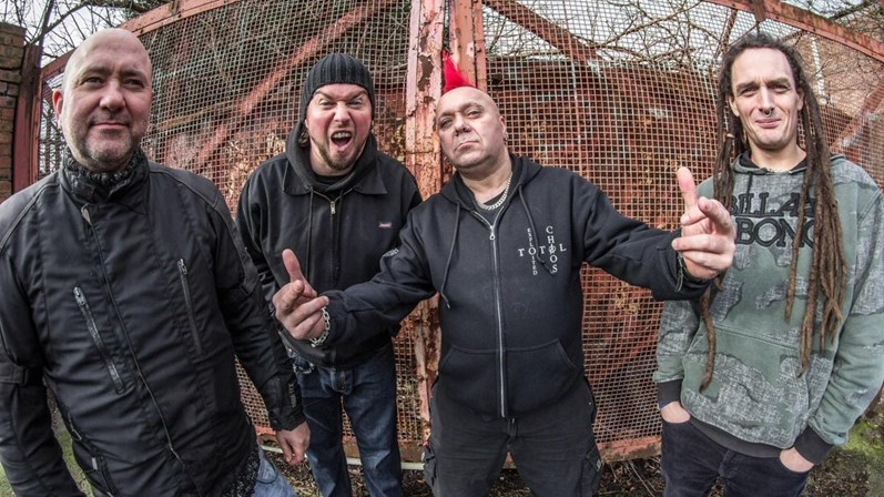 The Exploited: turnê adiada por problemas de saúde do vocalista