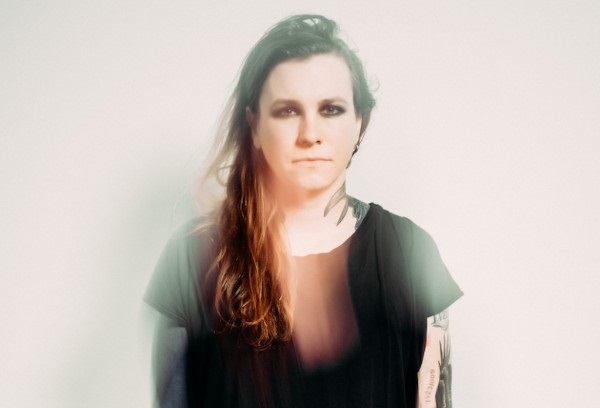 Laura Jane Grace, do Against Me!, lança autobiografia nesta quinta em SP