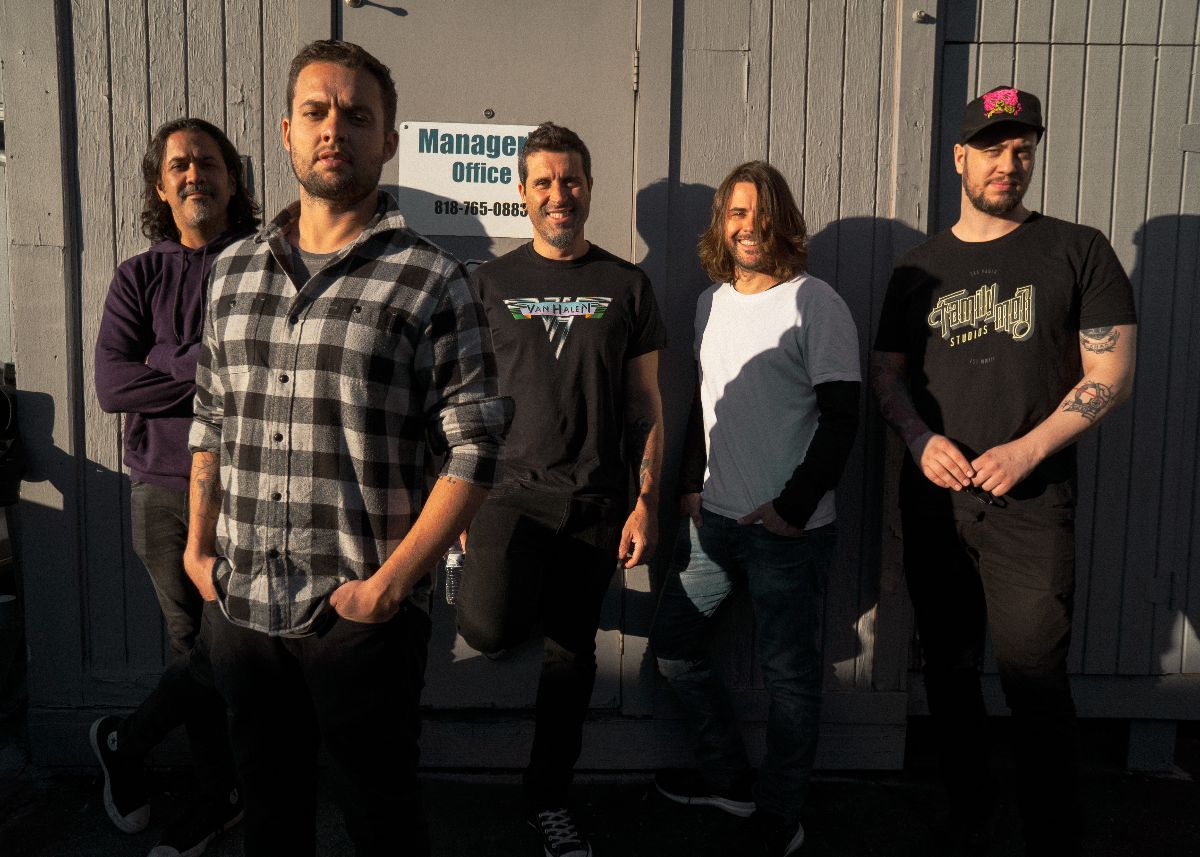 Ego Kill Talent inicia gravação de novo álbum em estúdio de Dave Grohl, em Los Angeles