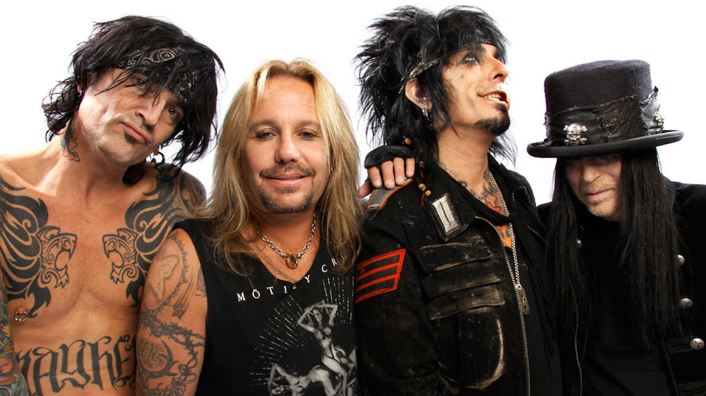 Mötley Crüe anuncia oficialmente seu retorno