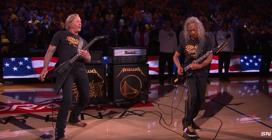 Metallica toca hino americano em jogo da final da NBA; assista