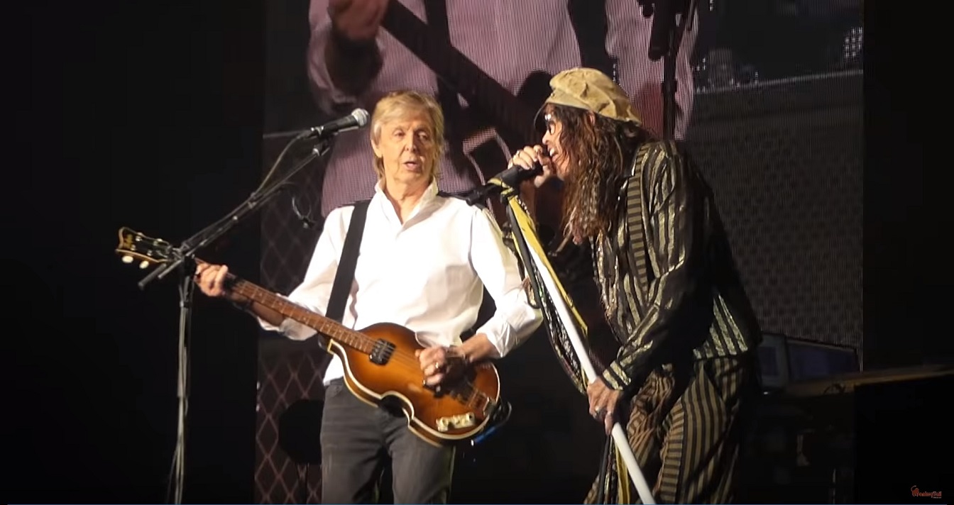 Paul McCartney e Steven Tyler tocam ‘Helter Skelter’ dos Beatles; assista