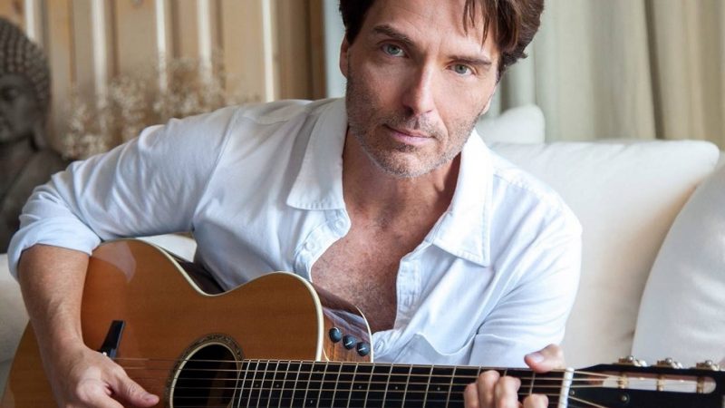 Richard Marx, do sucesso ‘Right Here Waiting’, volta ao Brasil para único show em SP