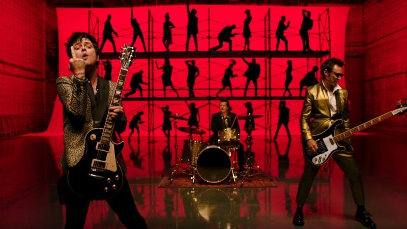 Green Day lança clipe do novo single ‘Father Of All…’