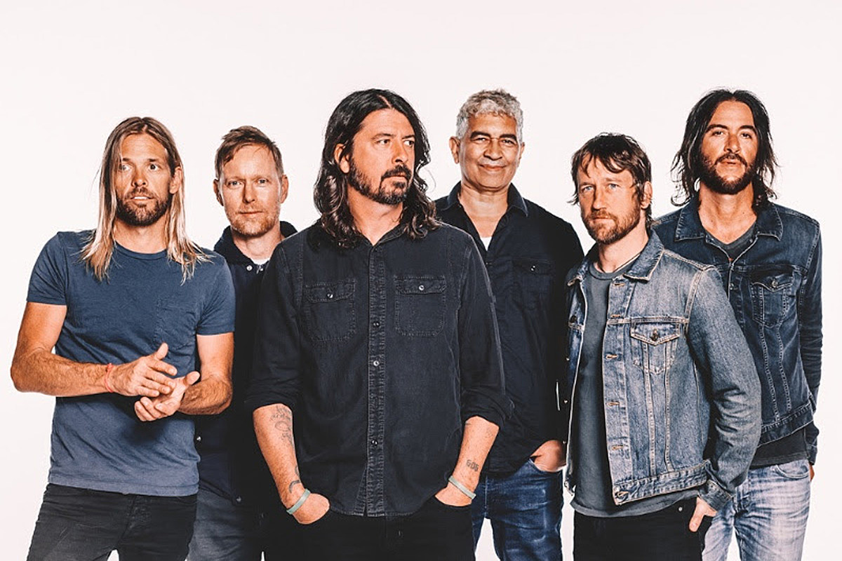Foo Fighters cancela turnê de 25 anos de carreira