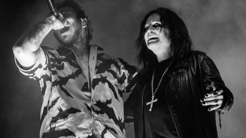 Ozzy Osbourne surge de surpresa em show de Post Malone