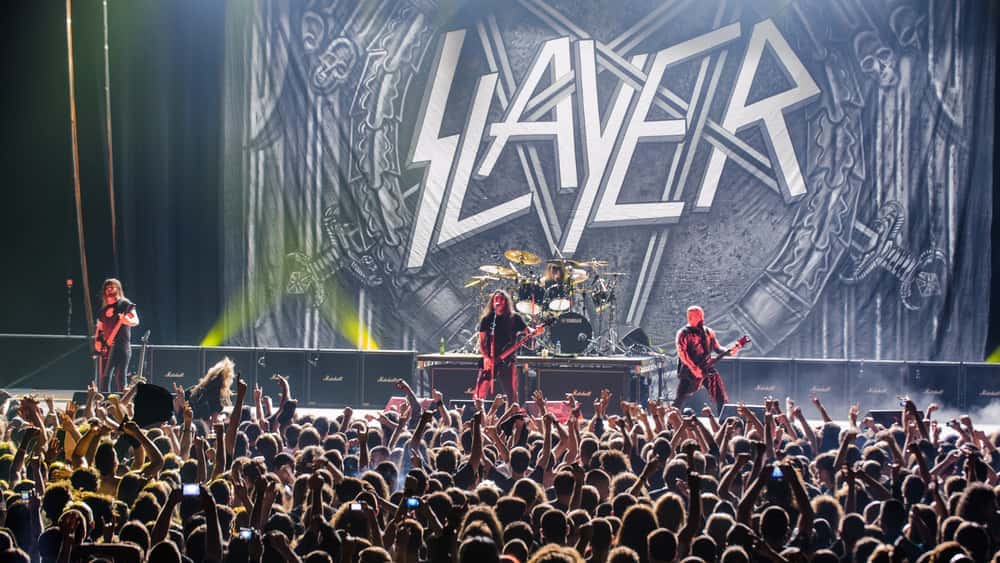 Slayer faz último show da carreira em Los Angeles; veja vídeos