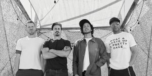 Rage Against The Machine adia novamente turnê de reunião