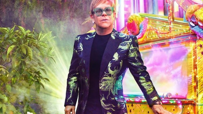Elton John cancela dois shows na Nova Zelândia devido a pneumonia