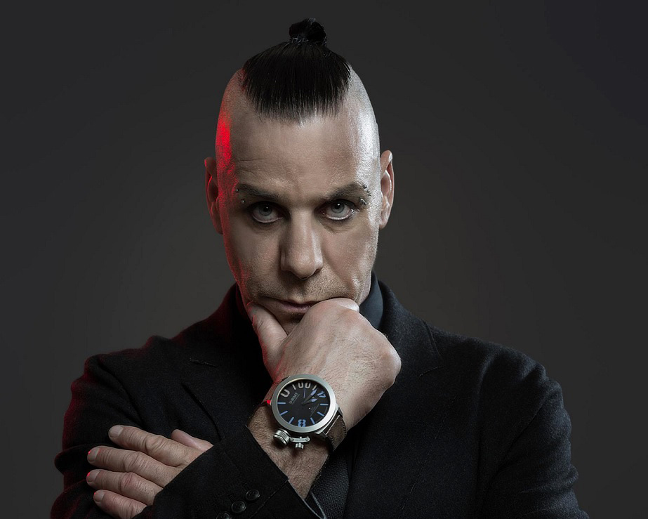 Till Lindemann, do Rammstein, está hospitalizado com coronavírus, diz.