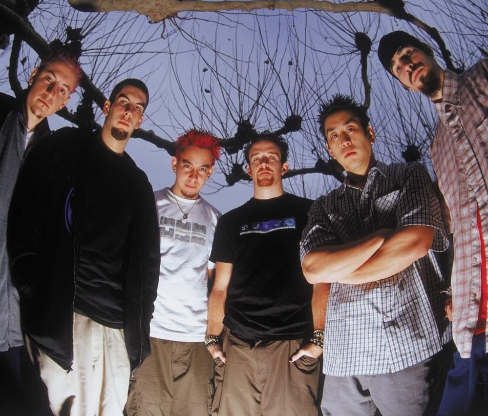 Linkin Park anuncia celebração dos 20 anos de ‘Hybrid Theory’ e pede ajuda de fãs
