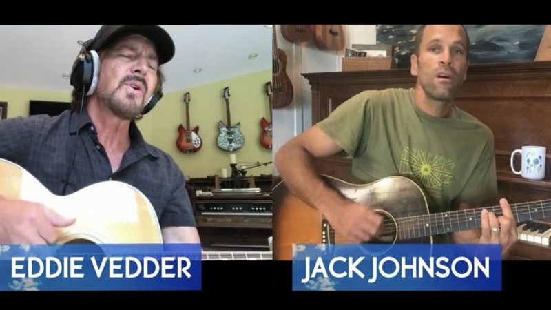 Eddie Vedder faz dueto com Jack Johnson em live de festival havaiano