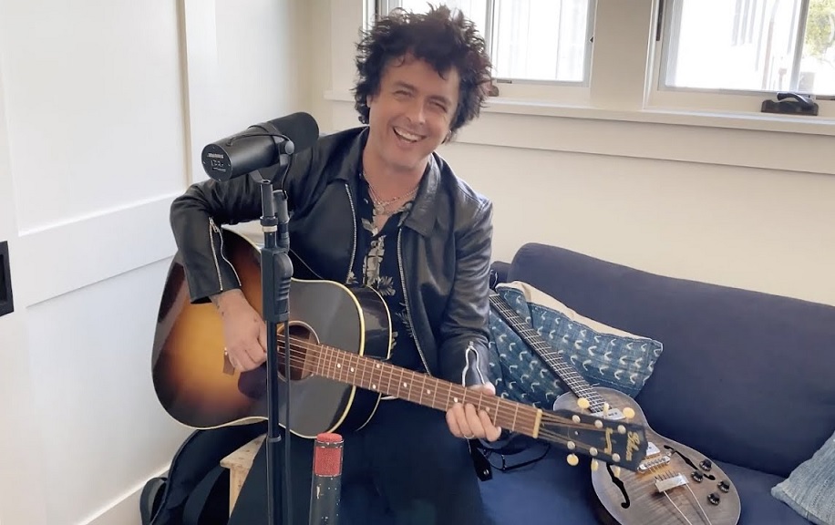 Billie Joe Armstrong, do Green Day, divulga cover de ‘Kids In America’, de Kim Wilde