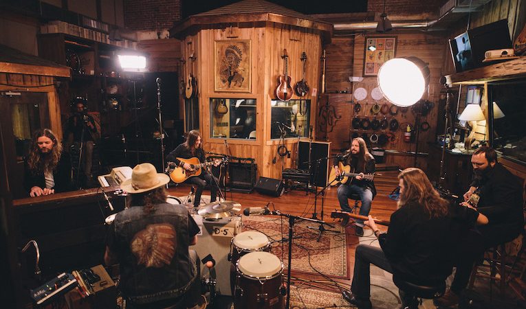 Blackberry Smoke divulga versão de ‘Keep On Smiling’, do Wet Willie; ouça