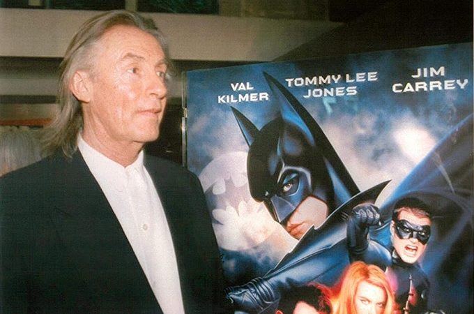 Joel Schumacher, diretor de filmes de Batman, morre aos 80 anos
