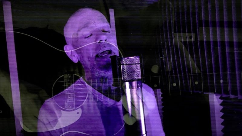 Michael Stipe, ex-R.E.M., lança clipe do novo single ‘No Time for Love Like Now’; assista