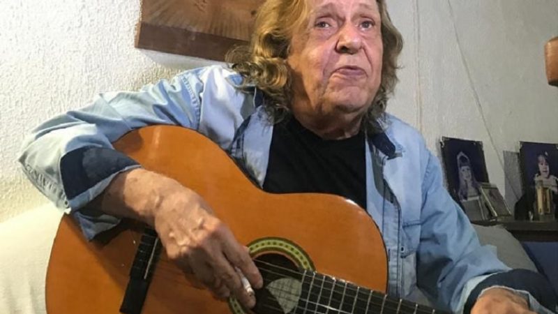 Renato Barros, líder do Renato e Seus Blue Caps, morre aos 76 anos