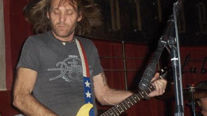 Morre Ron ‘Rontrose’ Heathman, guitarrista do Supersuckers