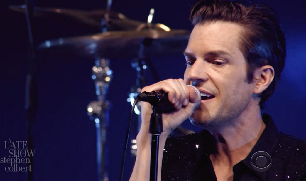 The Killers apresenta single ‘Blowback’ em programa de TV