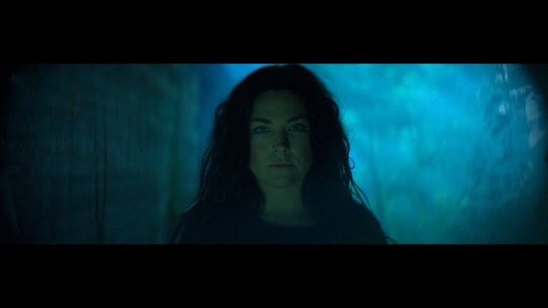 Evanescence lança clipe do novo single ‘Use My Voice’