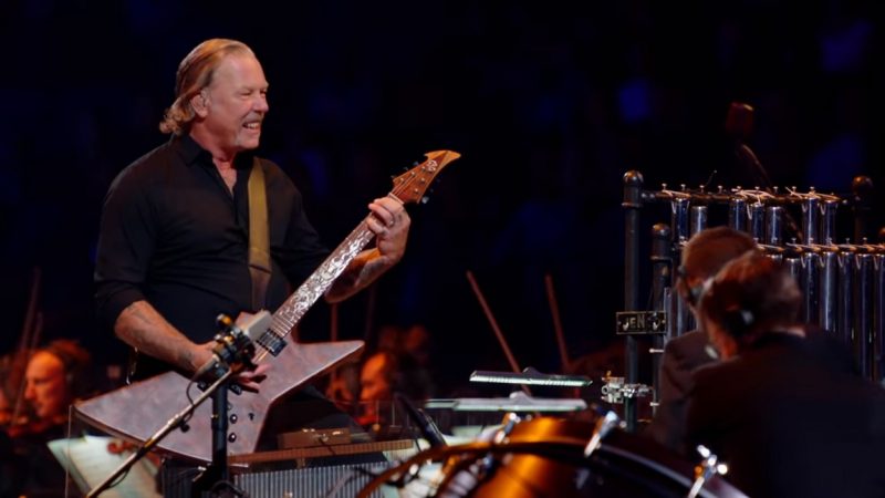 Metallica divulga clipe ao vivo de ‘For Whom The Bell Tolls’, do álbum ‘S&M²’