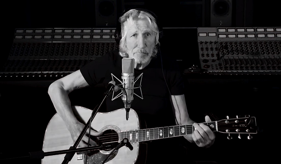 Roger Waters faz homenagem a John Prine com cover de ‘Hello in There’; assista