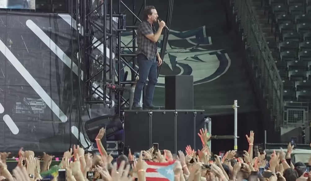 Pearl Jam divulga vídeo ao vivo do clássico ‘Alive’ em Seattle
