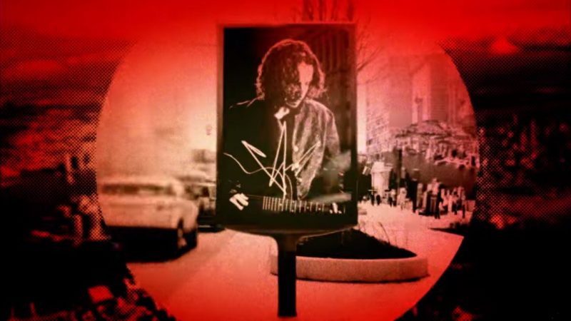 Versão de Chris Cornell para ‘Watching The Wheels’, de John Lennon, ganha lyric video; assista