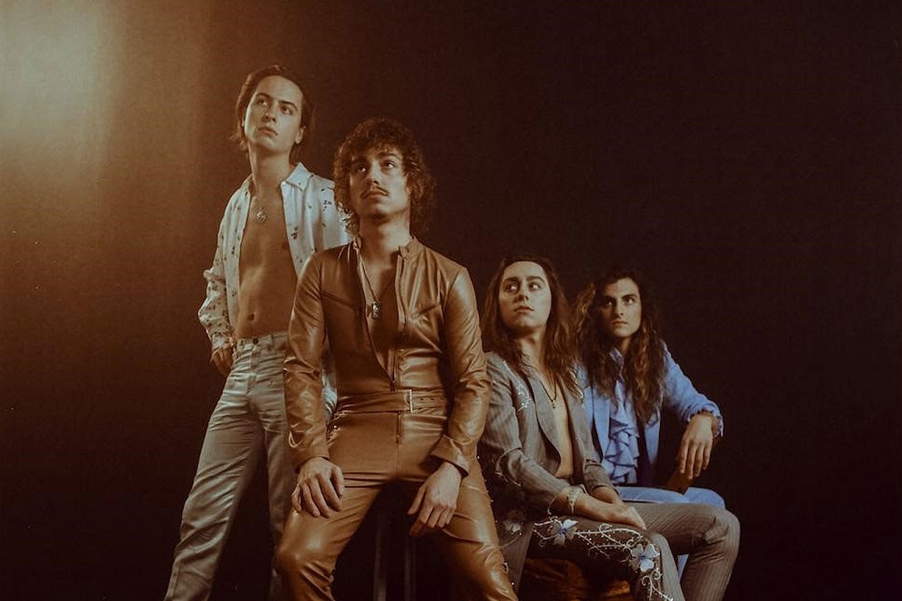 Greta Van Fleet lança a inédita ‘Heat Above’; ouça