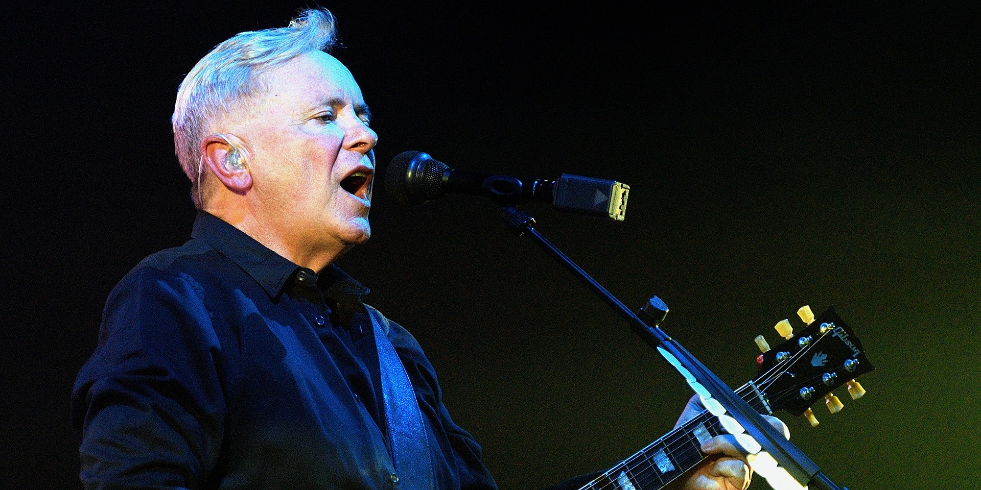 New Order anuncia novo álbum ao vivo ‘Education Entertainment Recreation’; assista vídeo