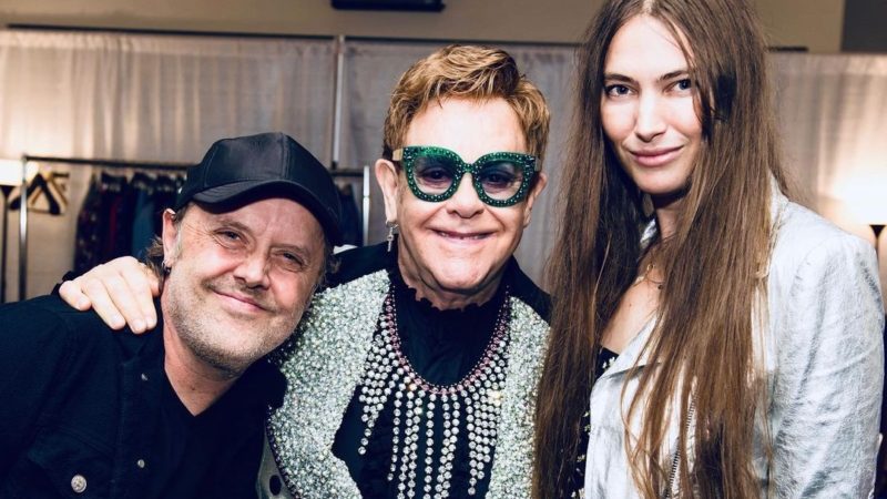 Elton John afirma ter feito parceria com Metallica